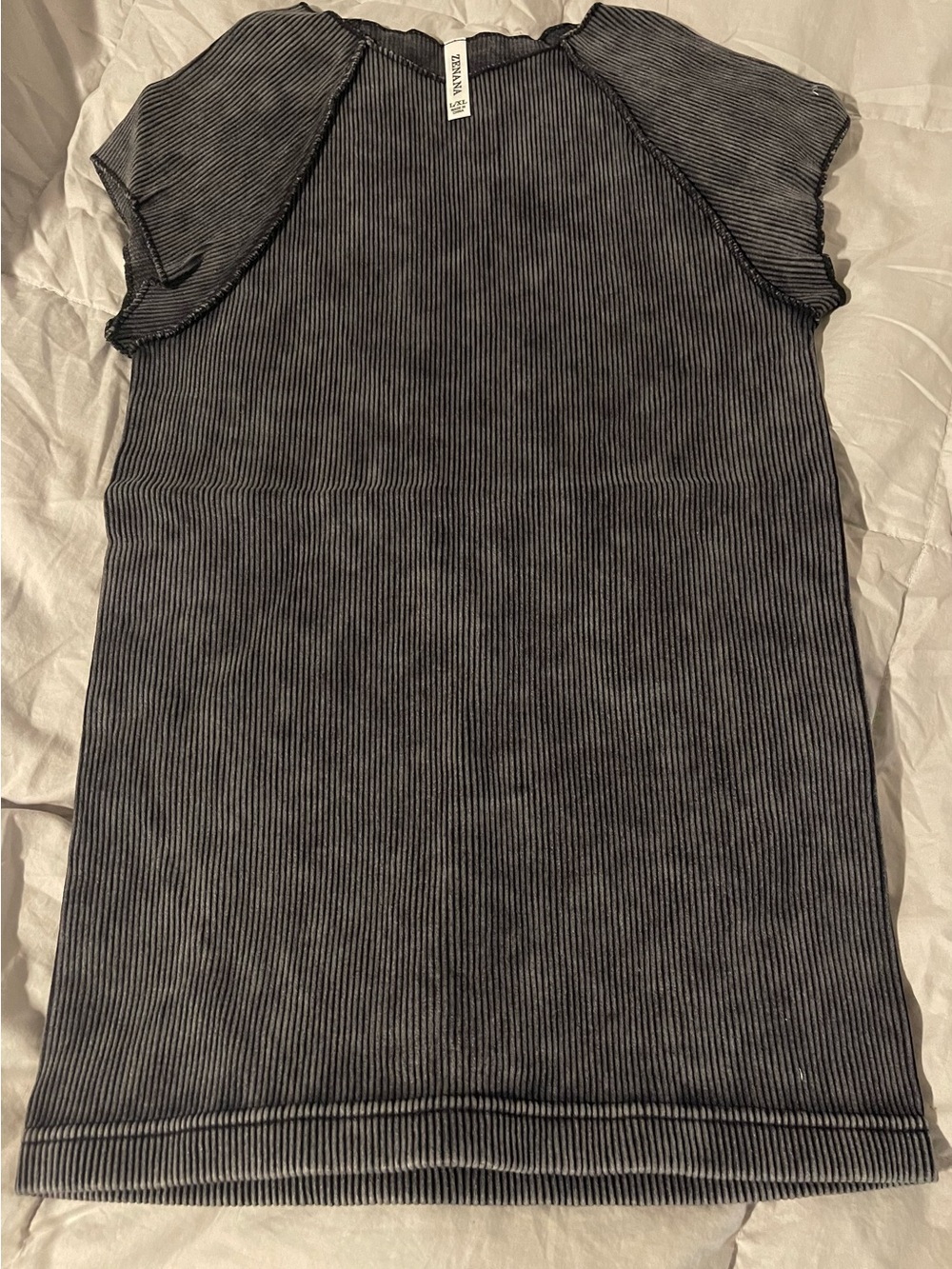 Zenana Outfitters Black Ribbed Short Sleeve Top